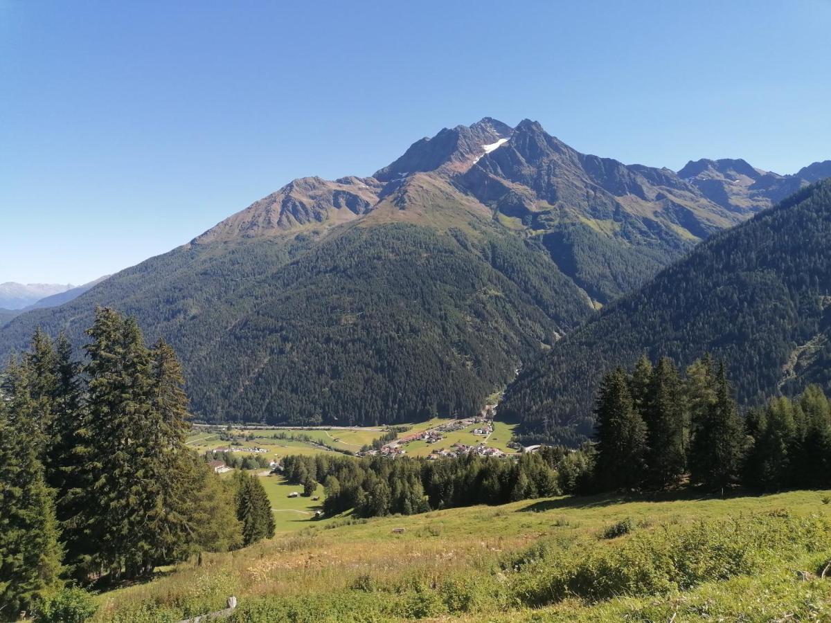 Appartement Ebster Pettneu am Arlberg Buitenkant foto